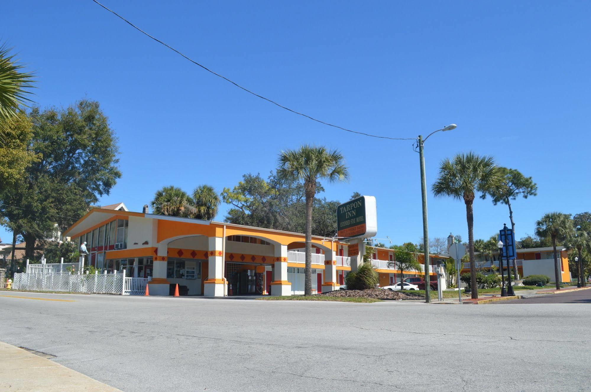 Tarpon Inn Tarpon Springs Bagian luar foto
